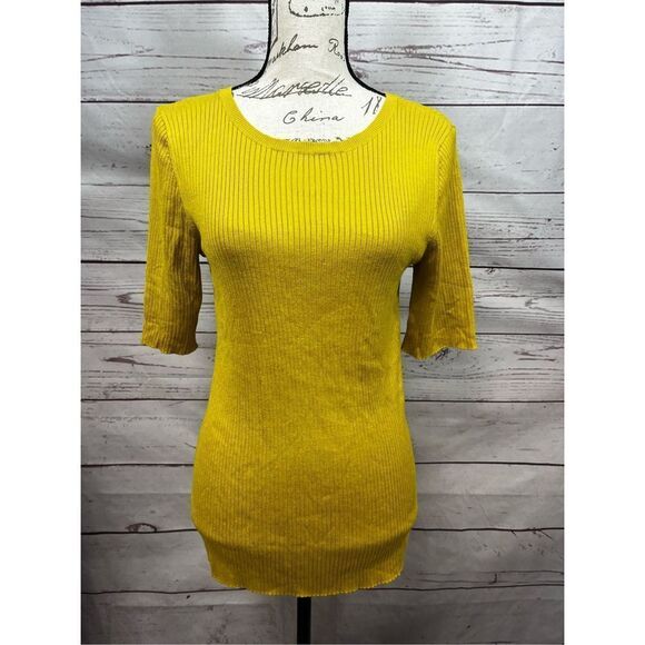 Express size XL yellow sweater NWT-2532 - Picture 1 of 4